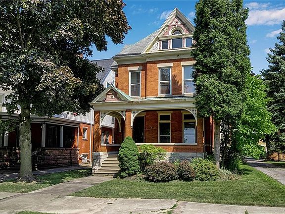 3rd image of 455 Linwood Ave