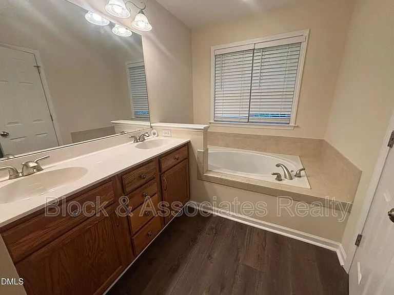 27 Great View Ct — Photo 38