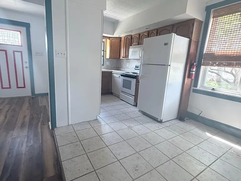 120 Mayberry Ave #1 — Photo 3