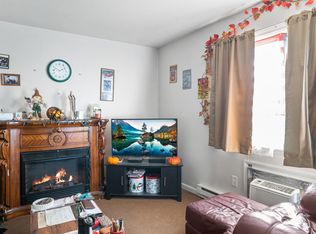 35 Mountain Village Rd UNIT 8, Waterbury, CT 06706