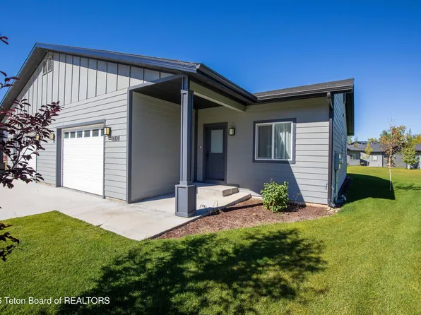 275 River View Cir #2, Alpine, WY 83128