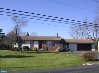 1910 Freier Rd, Quakertown, PA 18951