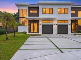 4026 SW 9th Ter, Miami, FL