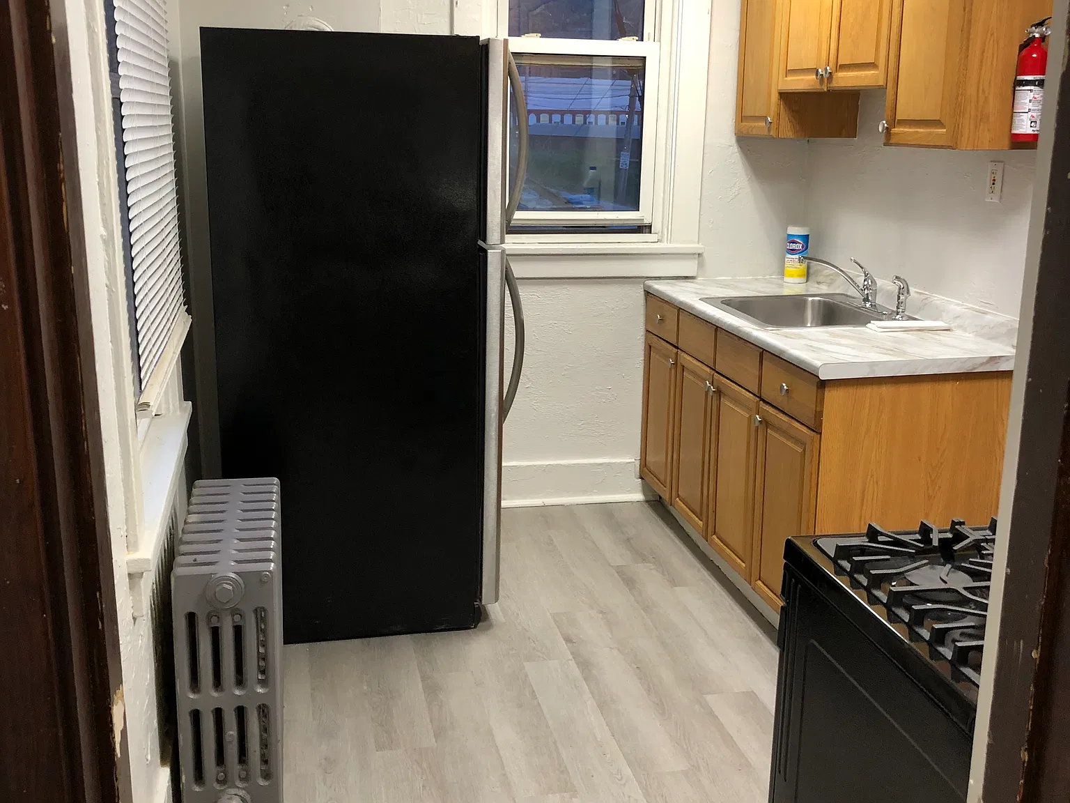 3 bed, 1560 sqft, $1,990 — Photo 3