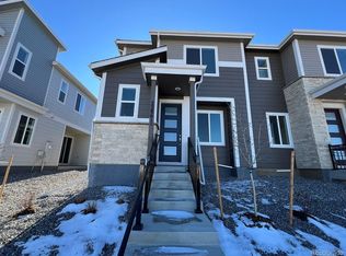 22861 E Stanford Ln UNIT B, Aurora, CO 80015