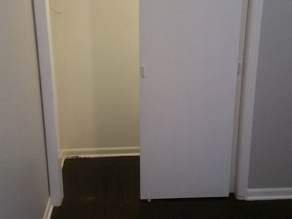 4th image of 1240 Kenilworth Ave #1