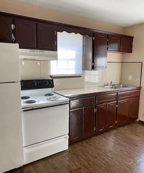502 Miguel Hidalgo St #4 — Photo 8