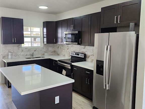 2nd image of 22065 Miami Ave