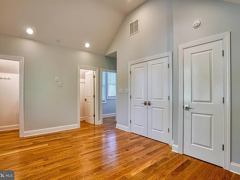 101 Tilghman St — Photo 22