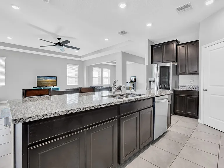 528 Ocean Spray Dr — Photo 17