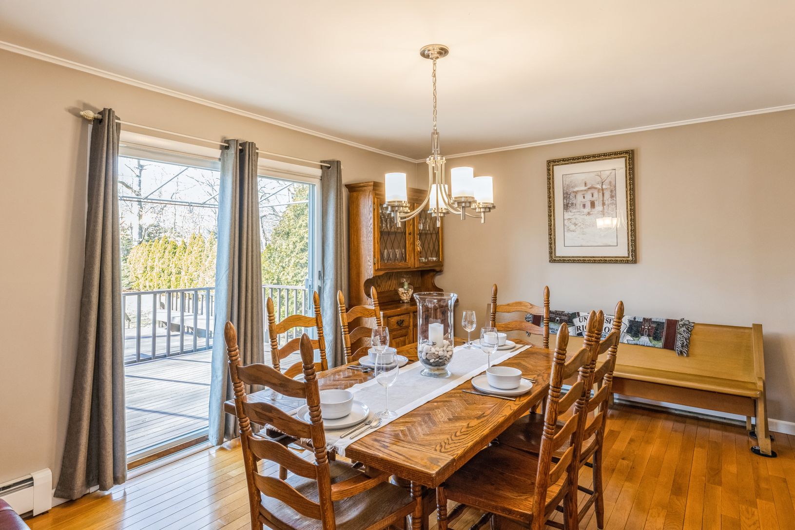  Dining Room with sliders to expansive deck