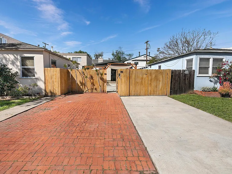 3970 Lamont St — Photo 5