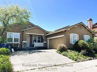 1927 Lansdowne Way, Petaluma, CA 94954