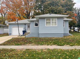 306 Burlington St, Kingsley, IA 51028