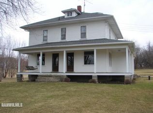 8574 N Coon Rd, Dakota, IL 61018