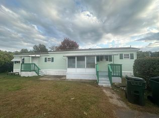 6 Arawak Dr, East Hartford, CT 06118