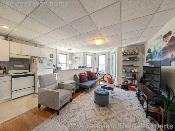 67 Putnam St, Somerville, MA