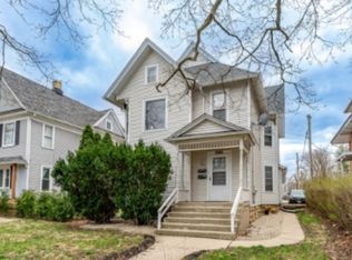 1613 E State St #2, Rockford, IL 61104
