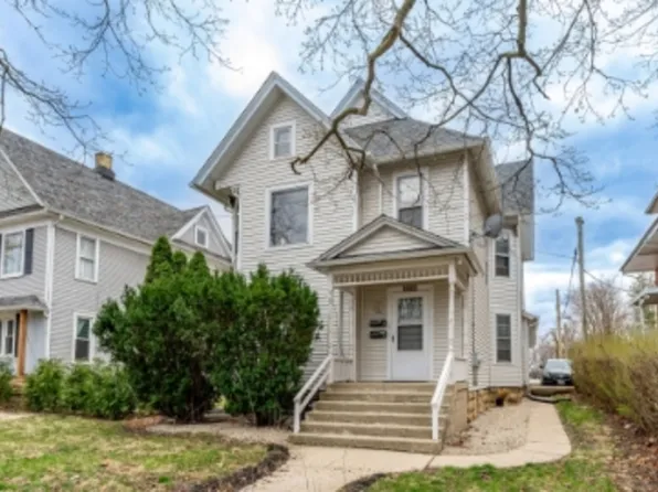 1613 E State St #2, Rockford, IL 61104