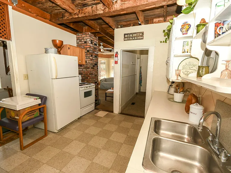 18 Bridge St #2 — Photo 12