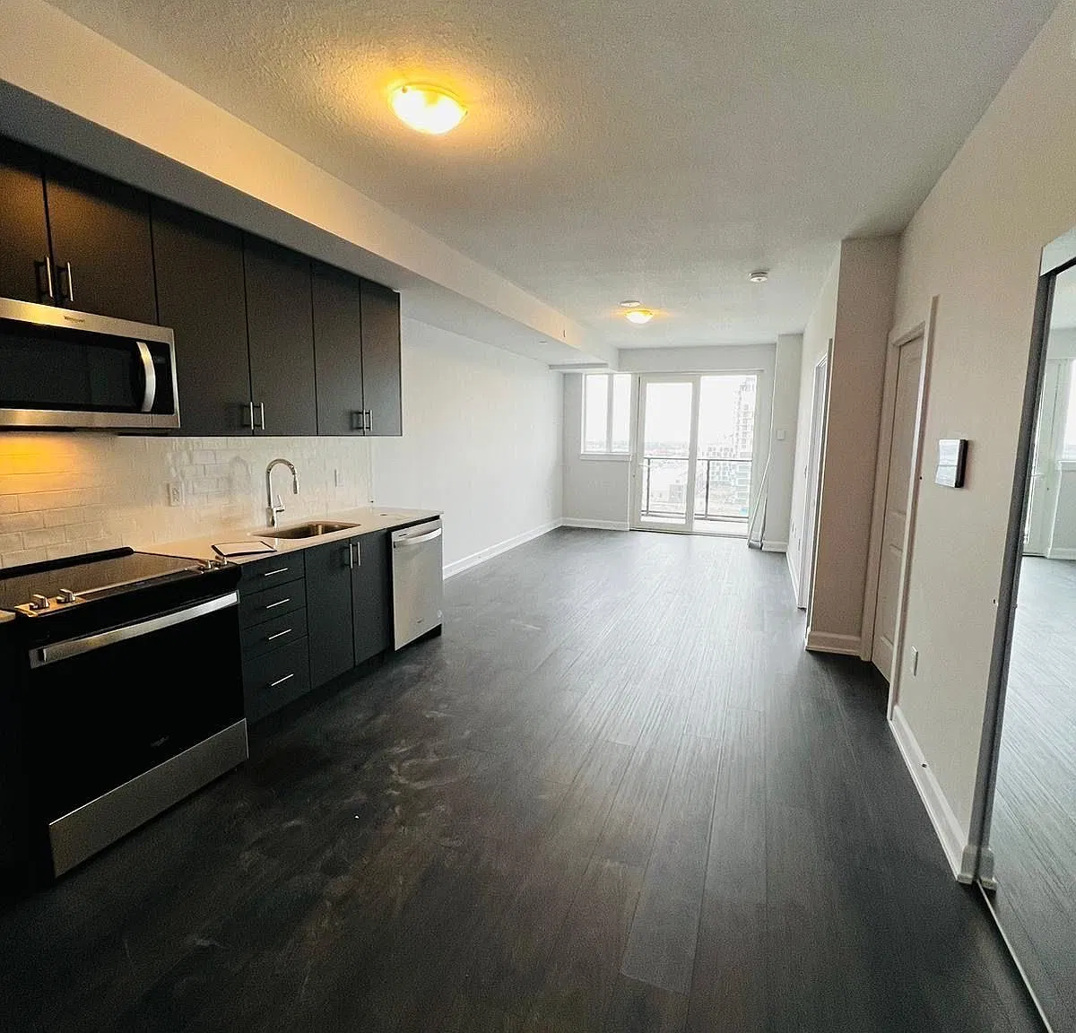 1 bed, $2,200 — Photo 3