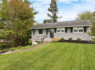 206 Salisbury Rd, Syracuse, NY 13219