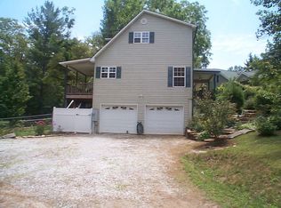 458 Slick Fisher Rd, Lake Toxaway, NC 28747