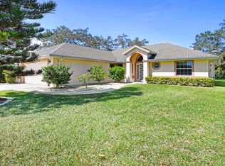 360 Lake Victoria Cir, Melbourne, FL 32940
