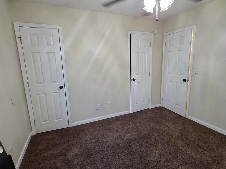 403 S Ashley St — Photo 20