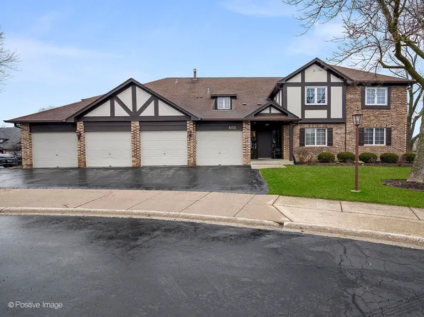 6155 Lake Park Ln #A, Willowbrook, IL 60527