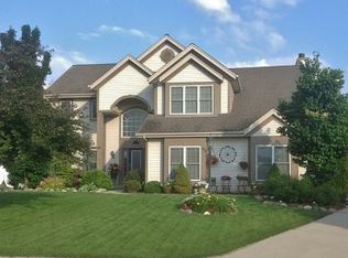 S96W12969 Claude Harmon Cir, Muskego, WI
