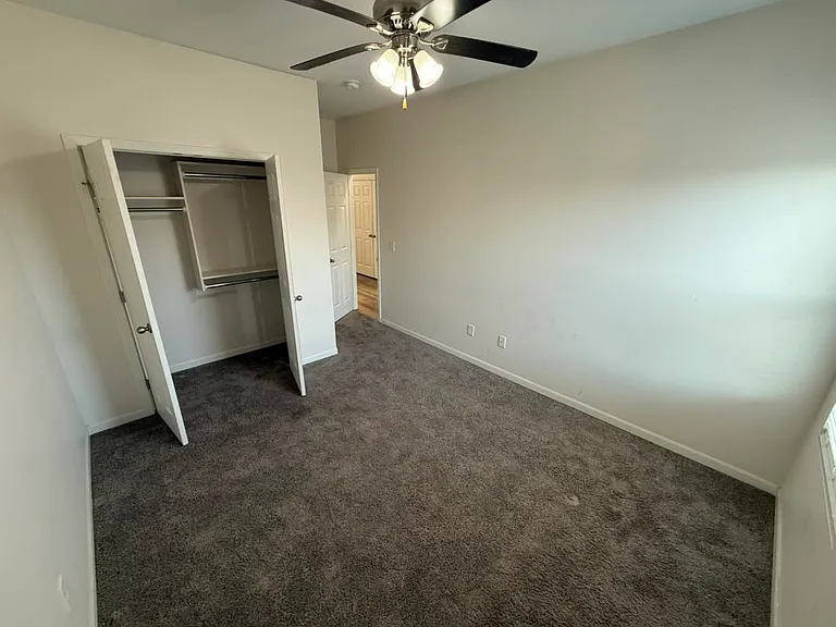 5617 N Lycee Ct — Photo 11