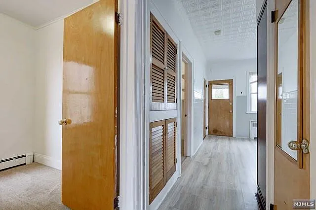 58 Westervelt Ave #1 — Photo 5