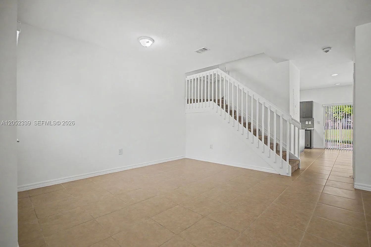 Venetia Grove — Photo 3