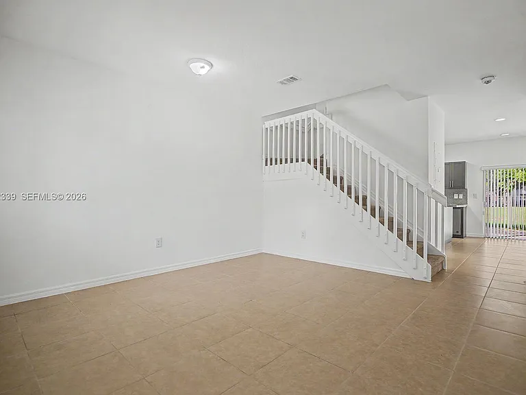 1668 SE 30th St #1 — Photo 3