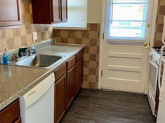 5th image of 10784 Tropic Dr #84-86