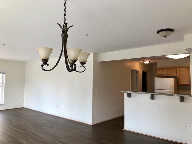 Dunn Loring Metro Apartments — Photo 25
