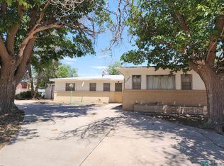 3307 Chiquita Ln, Roswell, NM 88201