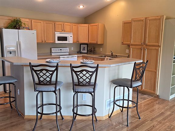 4th image of 6117 NW 49th St