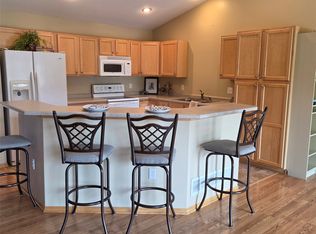 6117 NW 49th St, Johnston, IA 50131