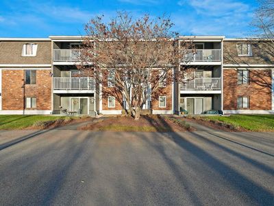 220 Bedford St APT 12D, Bridgewater, MA, 02324
