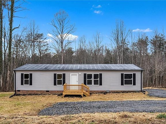 2nd image of 2113 Green Haven Ct