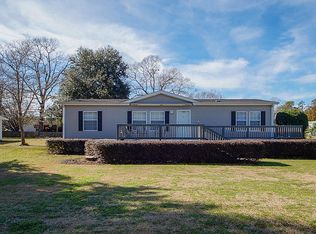 300 Dubois St, Bonneau, SC 29431