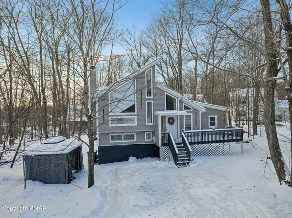 7055 Vista Dr, Tobyhanna, PA 18466