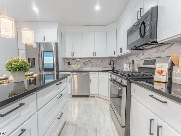 25 Dow St, Belleville Twp., NJ 07109