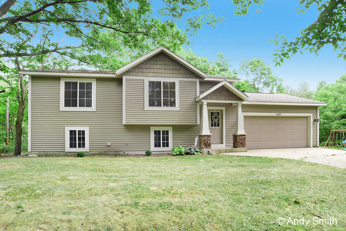 14607 Taylor St, West Olive, MI 49460 Zillow
