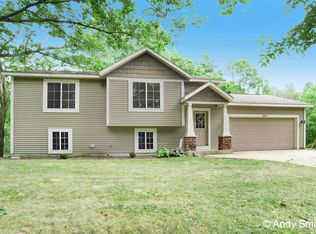 14607 Taylor St, West Olive, MI 49460