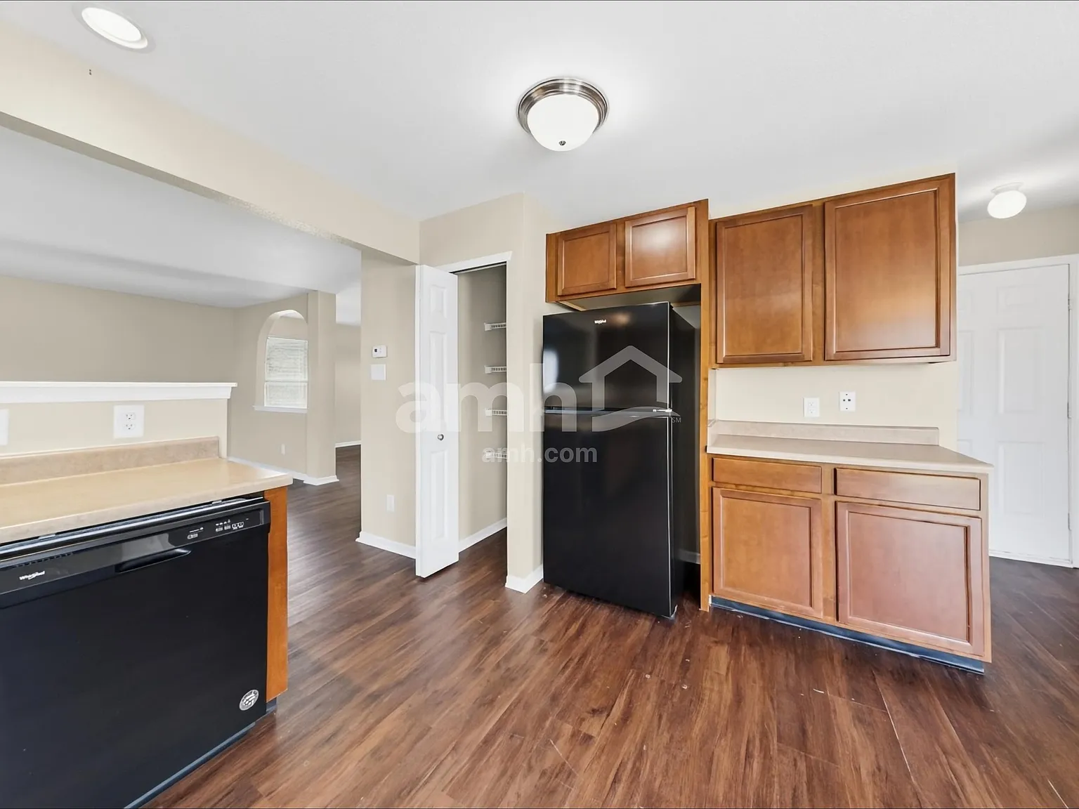 3 bed, 2.5 bath, 2164 sqft, $1,905 — Photo 4