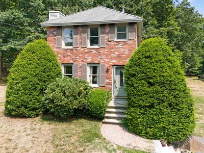 64 Burgundy Drive, Nashua, NH, 03062