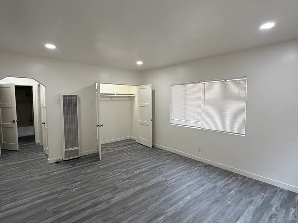 485 Riverdale Dr APT 9, Glendale, CA 91204